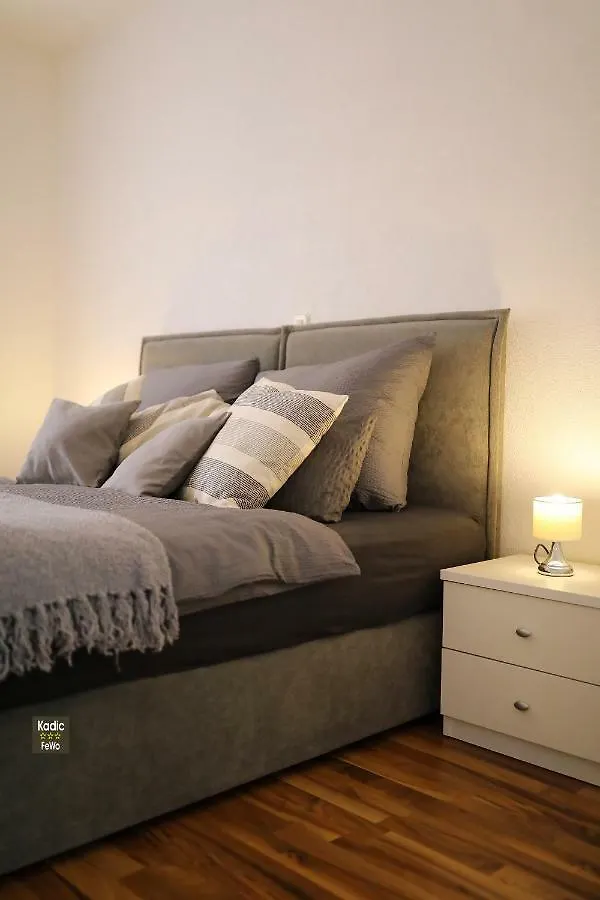 Carmen Apartment Deluxe Vir Croatia