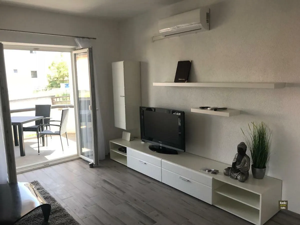Carmen Apartment Deluxe Vir